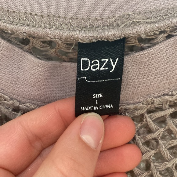 Spring over shirt - Picture 2 of 3